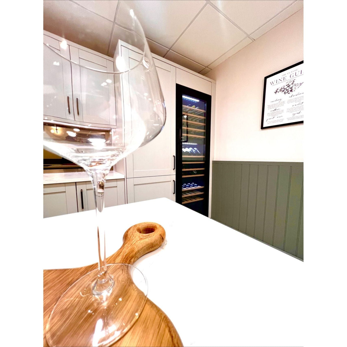 Dunavox Multi-Zone Wine Cooler – 89 Bottles, Freestanding or Built-In In-Column Style