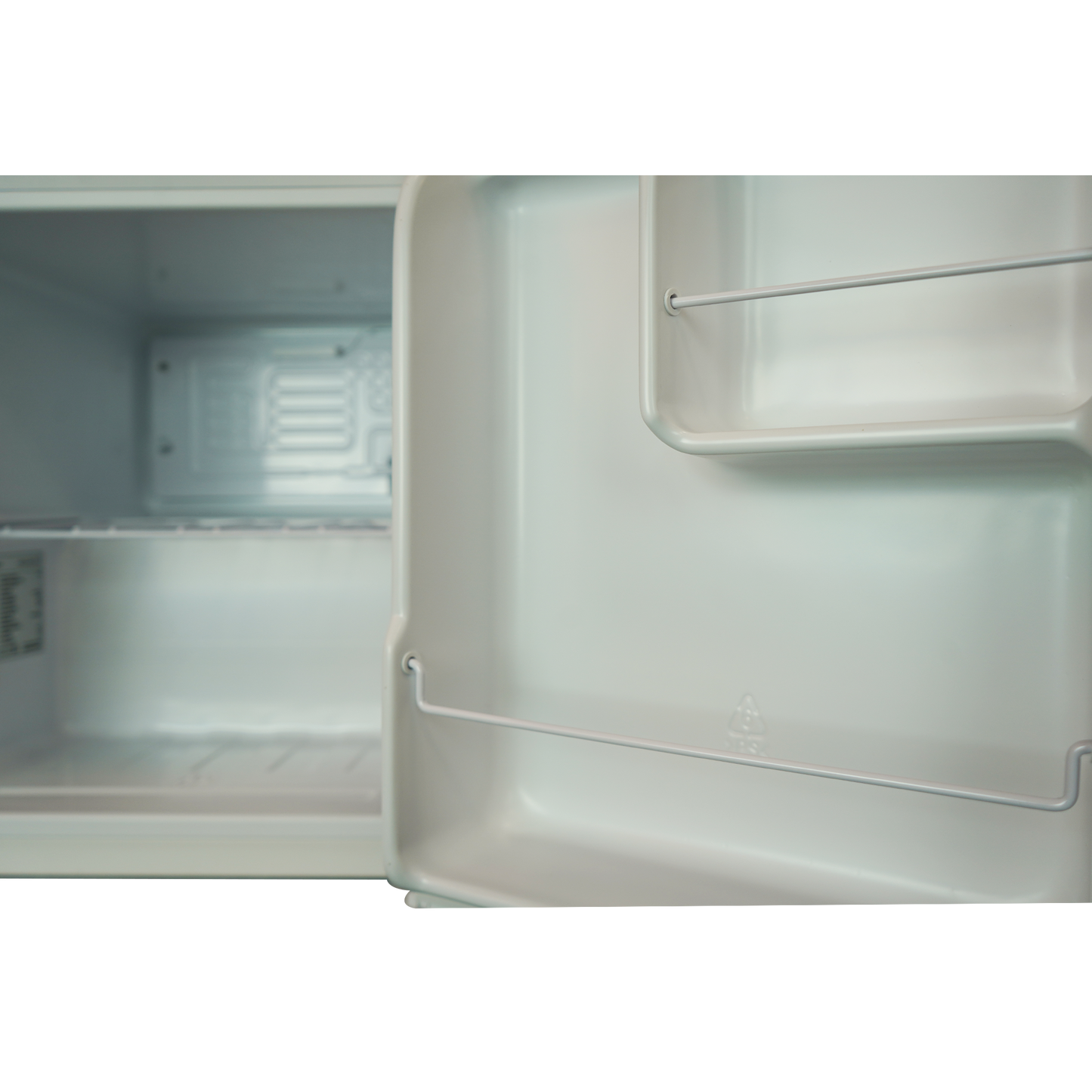 Montpellier Single-Temperature Freestanding or Table Top 40L Refrigerator