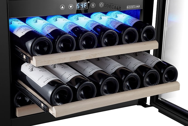 Bodega43 18 Bottle Built-in Wine Cabinet with Precise Temperature Control